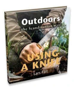 Casström Lars Fält Book Outdoors The Scandinavian Way Using A Knife 601114